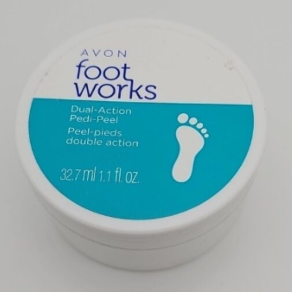 Avon Foot Works Pedi-Peel in White and Teal